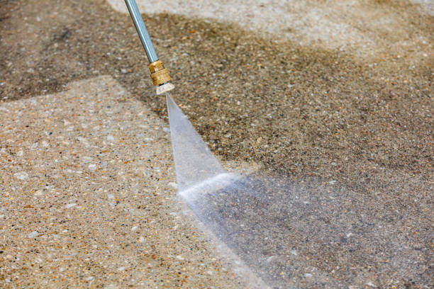 Best Playground Equipment Cleaning  in Torrington, CT